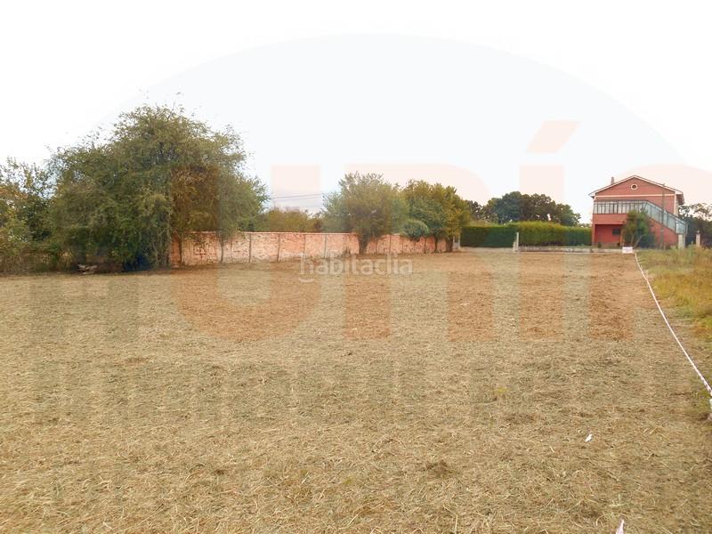 Foto 8a47887a-ea7e-46d6-a0a2-d4a2e7e93086. Residential plot in n/a in Viella-Granda-Meres Siero