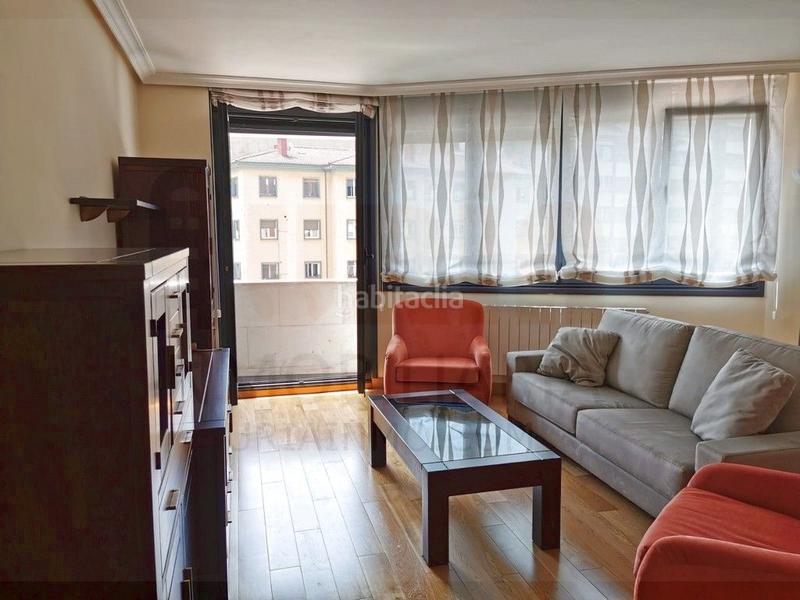 Foto e95a3e76-24e7-4112-9e10-2acb2425ce20. Rent flat with heating parking in Salesas - Foncalada - Campoamor Oviedo