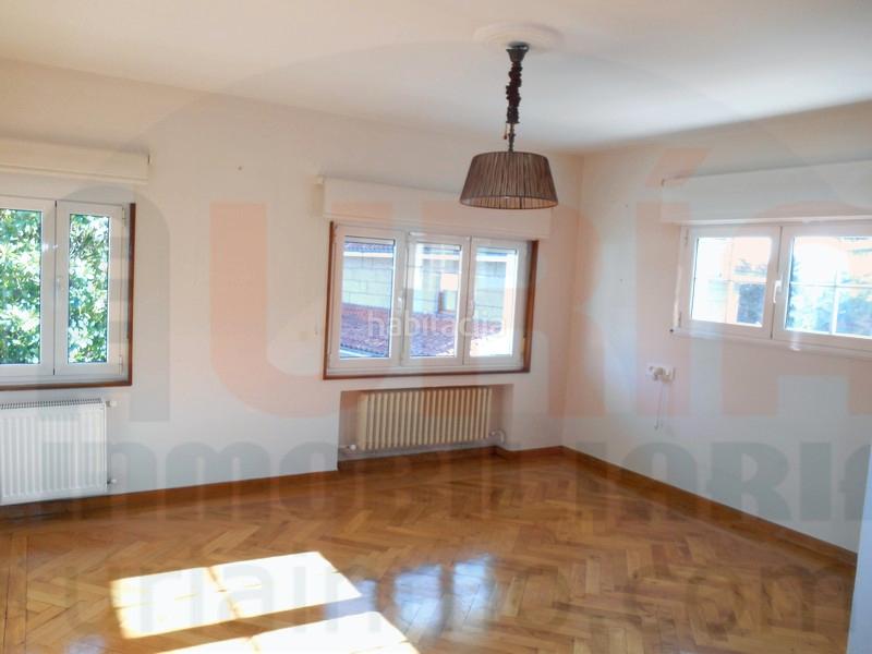 Foto 1fa5e167-15c3-4cac-b893-a31778e924db. Miete reihenhaus in calle de peña ubiña 5 in Ciudad Naranco - Prados de La Fuente Oviedo