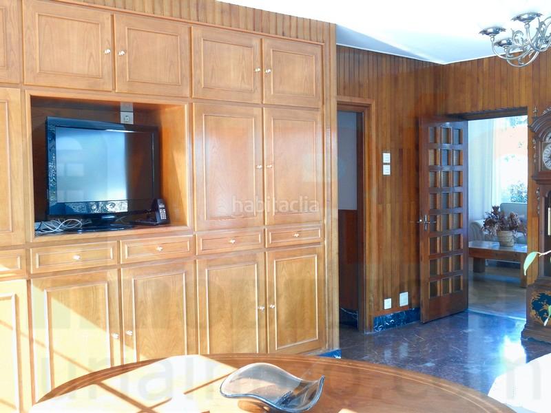 Foto a5399649-6368-4f97-ab46-0f7b16094ecf. Miete reihenhaus in calle de peña ubiña 5 in Ciudad Naranco - Prados de La Fuente Oviedo