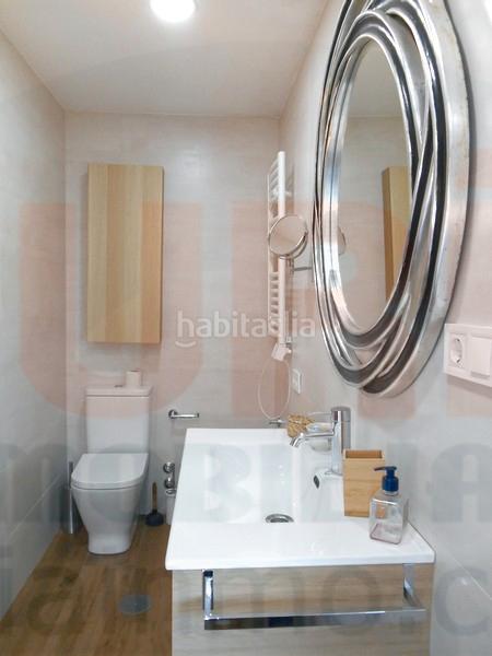 Foto 644dd416-6419-4b9b-8bcb-f0709aeda960. Rent semi detached house in calle de peña ubiña 5 in Oviedo