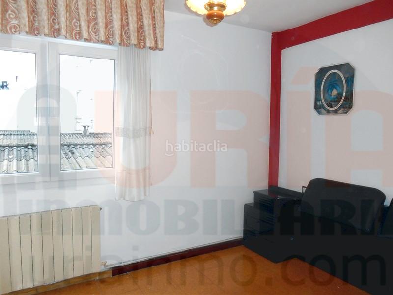 Foto 28598304-2312-462a-8c6d-0230590e79f0. Piso en calle vicente innerarity 6 piso de 3 habitaciones cerca de la playa en Gijón