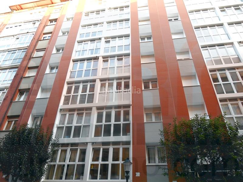 Foto 55ea6529-d4f6-4356-8e0d-dc97dab50d66. Piso en calle vicente innerarity 6 piso de 3 habitaciones cerca de la playa en Gijón