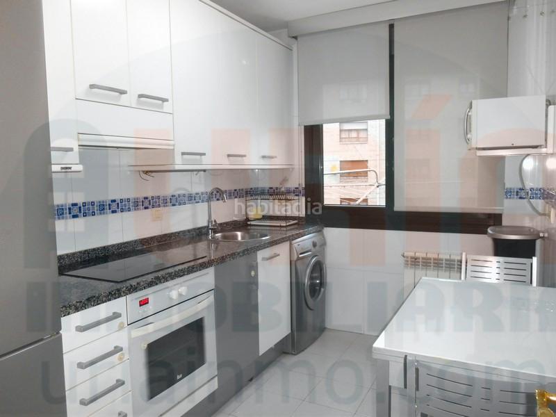 Foto 6649cc68-23d7-4ff1-ae7a-0cae848cc271. Alquiler piso  de lujo de 2 habitaciones, garaje y trastero en el centro en Oviedo