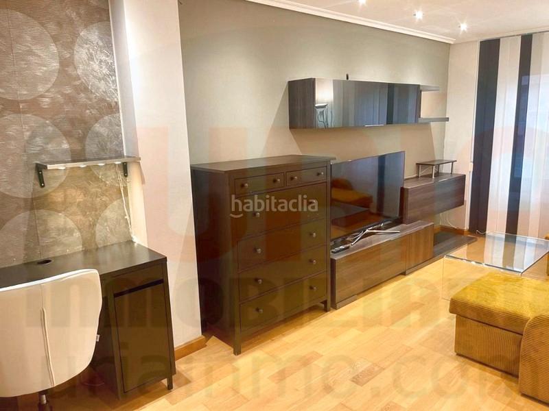 Foto 6140aa49-003f-4ec4-b562-c71bfee6d90d. Location appartement avec chauffage parking dans Salesas - Foncalada - Campoamor Oviedo