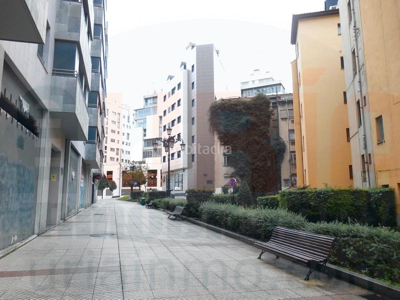 Foto 90df9ac8-afea-445a-962a-c57f927eeae3. Miete etagenwohnung mit heizung parking in Salesas - Foncalada - Campoamor Oviedo