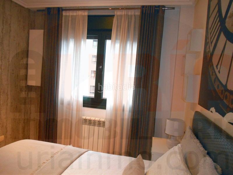 Foto a7253813-ac41-4cff-8d65-91f731160837. Miete etagenwohnung mit heizung parking in Salesas - Foncalada - Campoamor Oviedo