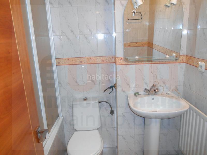 Foto 23f4452b-c4ff-4341-b308-e2cb6cc9157e. Appartamento in calle ciudades unidas 10 in Corredoría - La Carisa - Prado de La Vega Oviedo