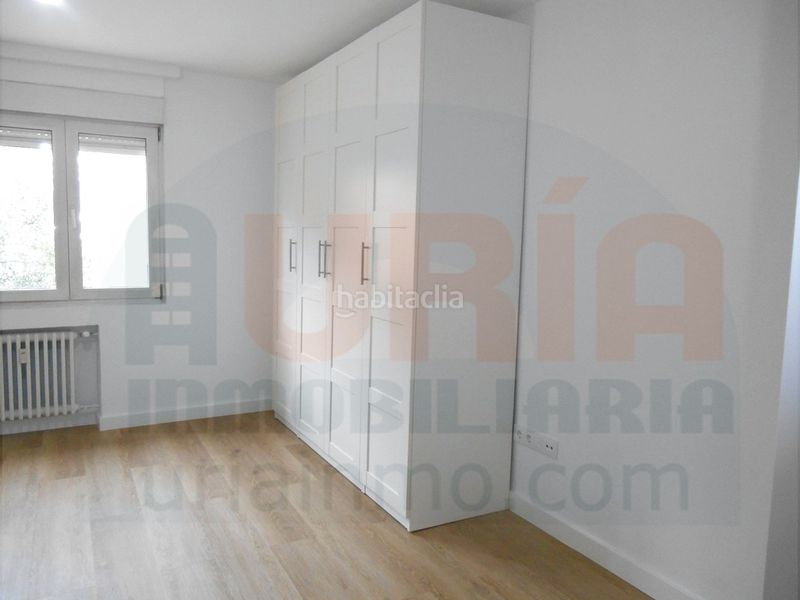 Foto 100a9f04-58ea-4d28-8b30-100d379b467d. Pis amb calefacció aparcament a Salesas - Foncalada - Campoamor Oviedo