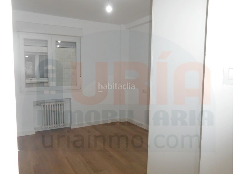Foto f8be69c1-7225-41c8-ba66-d9906d10049f. Pis amb calefacció aparcament a Salesas - Foncalada - Campoamor Oviedo