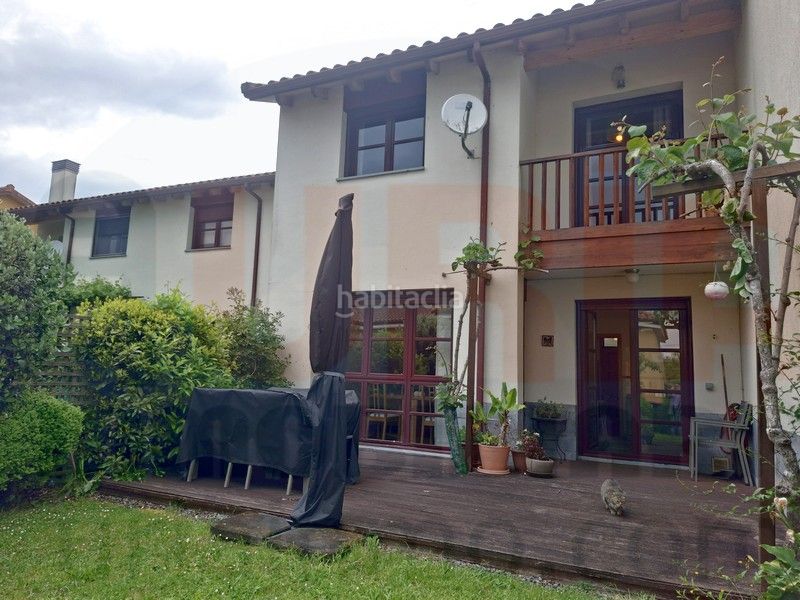 Foto a4cf4381-6f87-449c-b216-138416177268. Casa amb calefacció aparcament a Sariego
