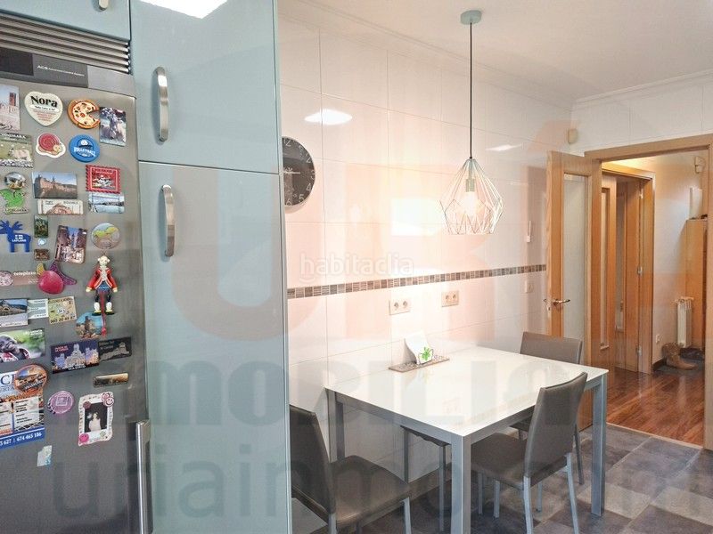 Foto b561aade-ef05-48bd-9e41-579d0ef1c683. Casa amb calefacció aparcament a Sariego