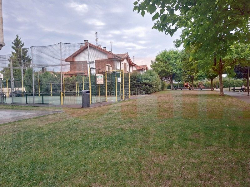 Foto 27916158-b325-436c-a2d3-5463ab8f8ff0. Pis amb calefacció aparcament a El Berrón-La Carrera Siero