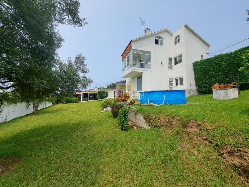 Foto b0bb7ced-4792-4915-a6e2-7e37599895a6. Chalet mit heizung in Panxón Nigrán