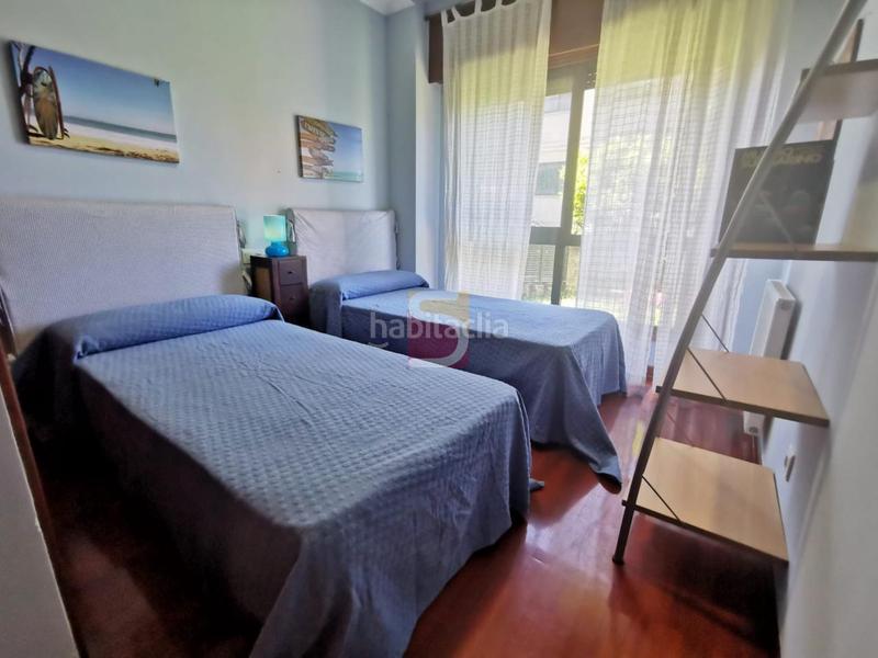 Foto c8cc5292-f65d-4aaa-ac2e-3b1f94276bb3. Rent ground floor with heating parking in Panxón Nigrán