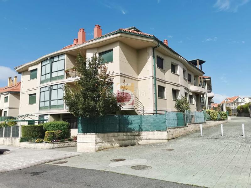 Foto ca319996-b9e8-4a4f-abd8-257b1453018e. Rent ground floor with heating parking in Panxón Nigrán