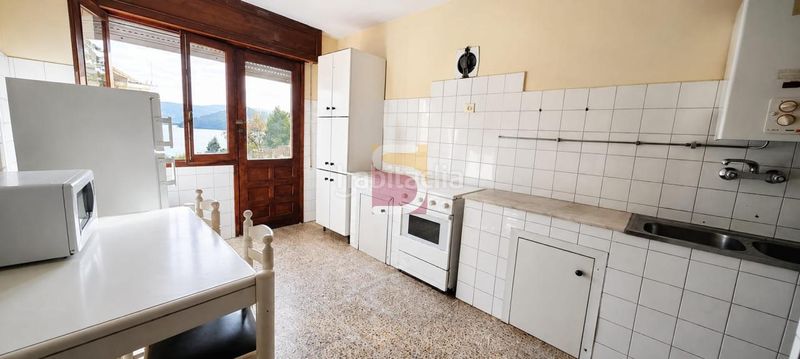 Foto 7362e989-f387-4f8f-ae05-79b82007e60a. Casa en Combarro Poio