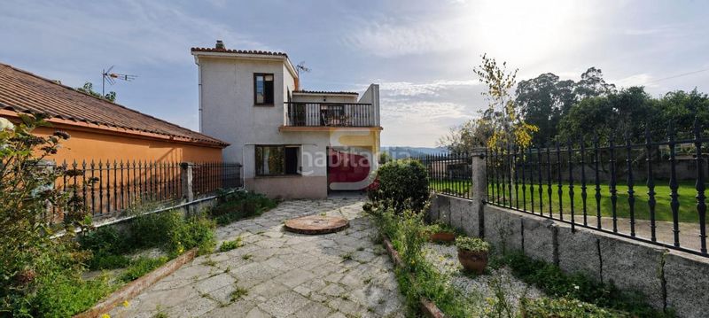 Foto bc794c5e-232e-48ae-b7b4-a3e70bd943b9. Casa en Combarro Poio