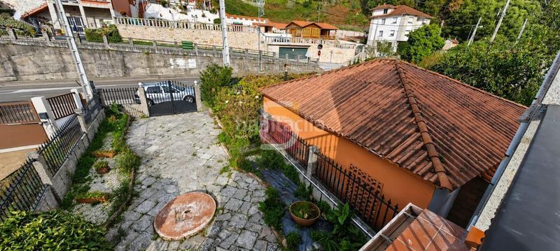 Foto c9b899ad-9701-465c-87dd-50b58d64bcf8. Casa en Combarro Poio