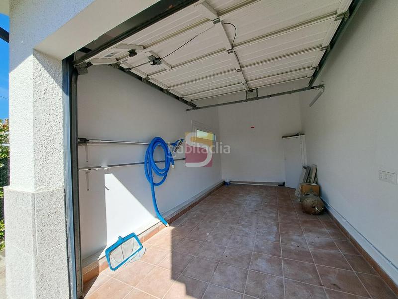 Foto 3189cac7-1764-4010-afaa-d4b7235ac8f7. Chalet con riscaldamento parcheggio piscina in Nigrán centro Nigrán