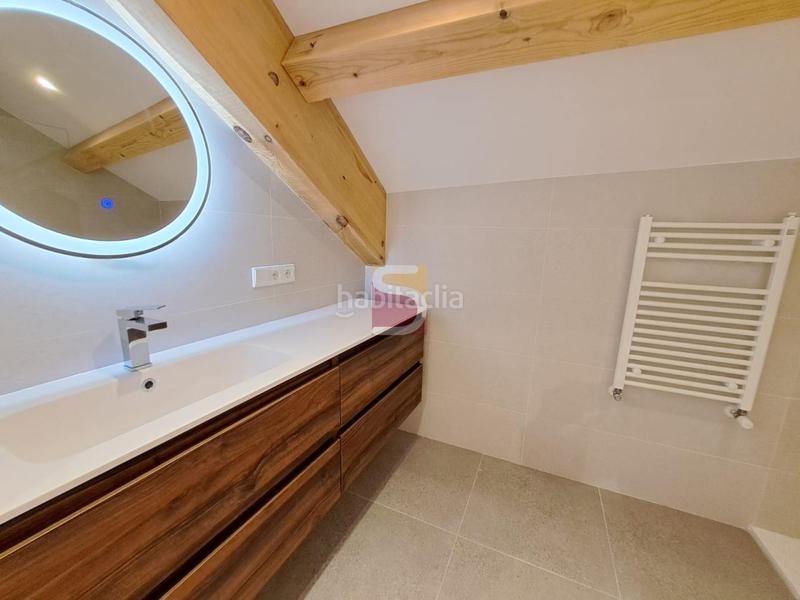 Foto c3be258c-3f85-40ee-8e08-2b68b7aa8476. Rent flat with heating in Centro - Areal Vigo