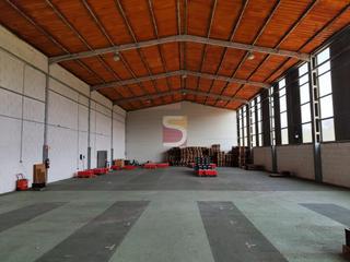 Fabrikhalle in Porriño (O)