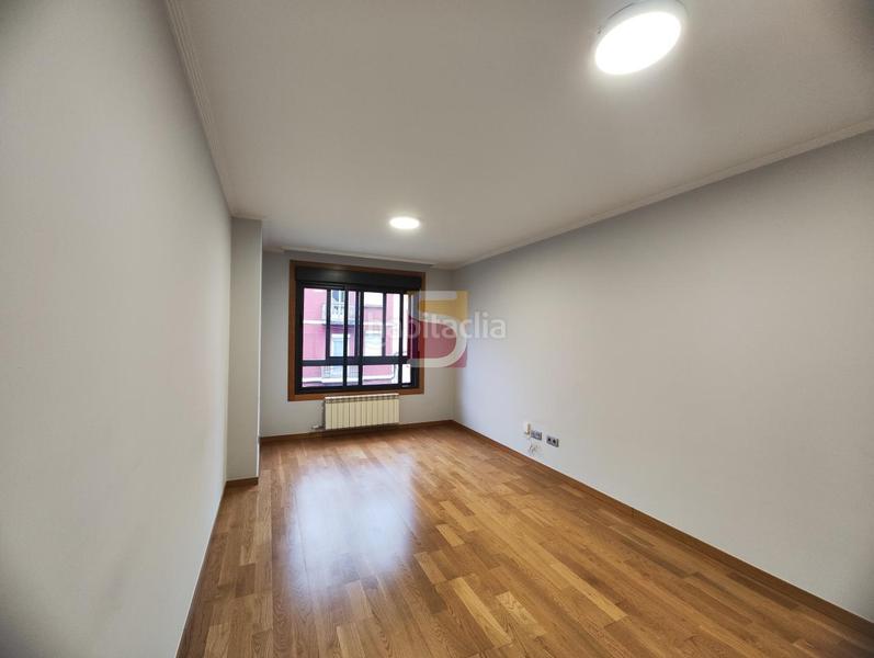 Foto 35fac45b-5aee-48a1-a093-33bc94e6ae9a. Affitto appartamento con riscaldamento parcheggio in Vigo