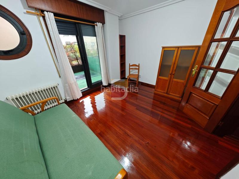 Foto 1b6a687c-e538-434f-afdd-aa984b202891. Rent studio with heating in Berbés - Peritos Vigo