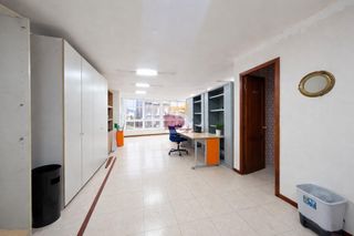 Oficina en Casco Vello