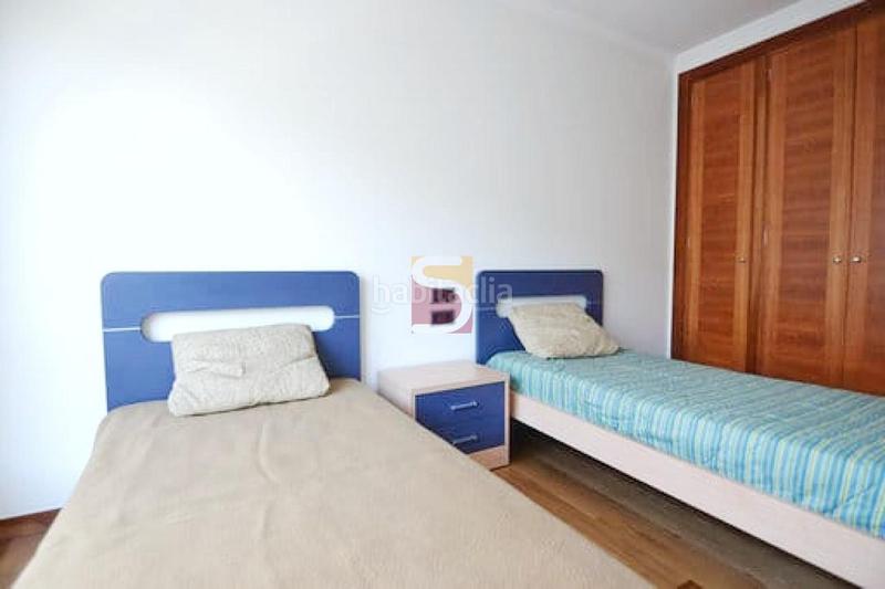 Foto ce983094-a98f-4a9f-9f6f-f638813b2252. Pis amb calefacció a Plaza España - Corte Inglés Vigo