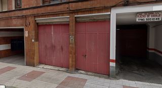 Lloguer Local Comercial  Calle san melchor garc�a sampedro. Local 80�m� con 2 portones, perfecto para almacenaje o taller
