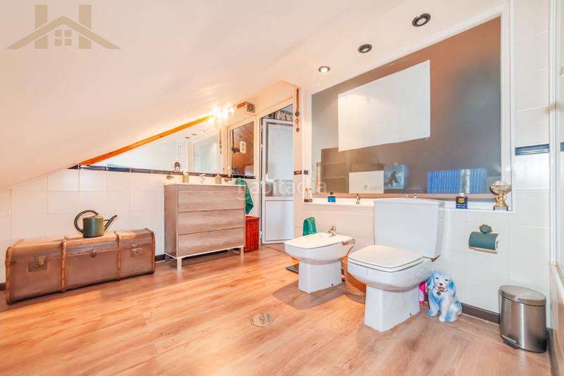 Foto 314ed9d2-9314-4efd-8095-6ba4932dbe8f. Chalet with fireplace heating parking pool in Pino Alto-Navarredonda Valdemorillo