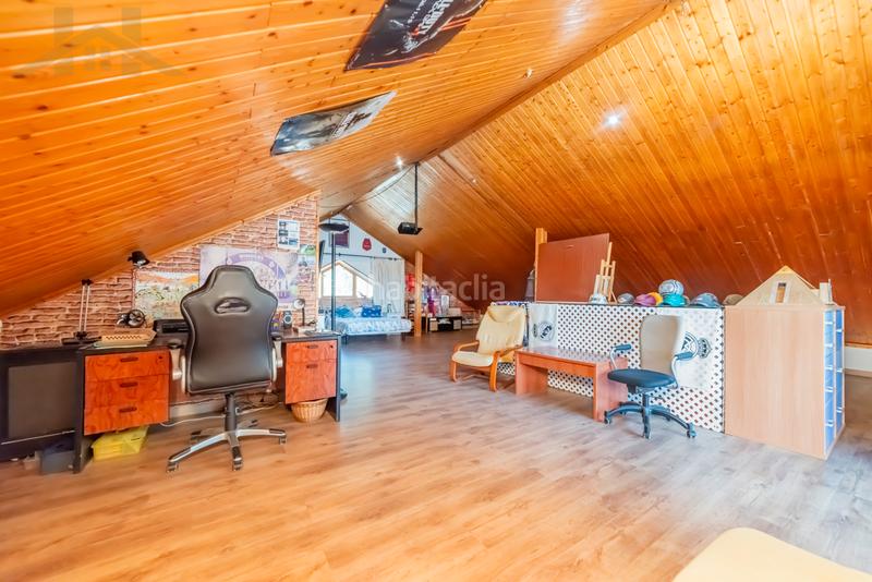 Foto 95c71779-aed9-4493-ad89-dd4d6f52c378. Chalet with fireplace heating parking pool in Pino Alto-Navarredonda Valdemorillo