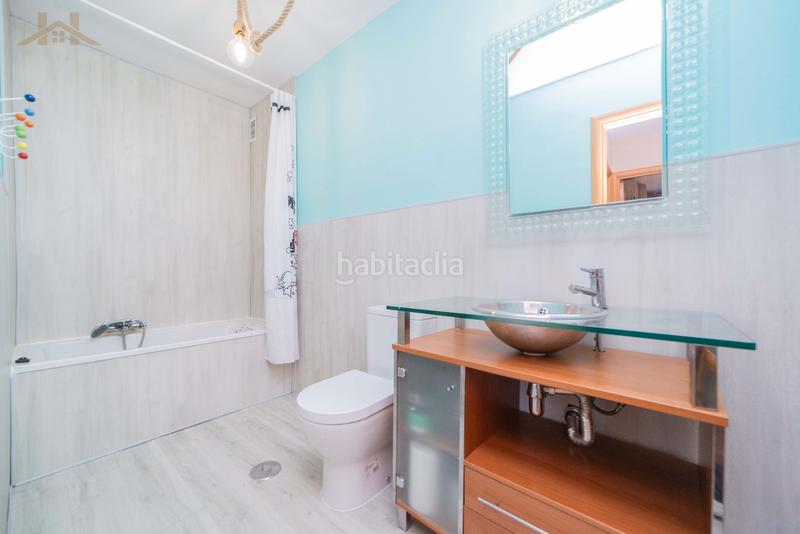 Foto 2a53980b-7b2a-46b9-b6d2-5189c93a2fb1. Semi detached house with fireplace heating parking pool in Valdemorillo