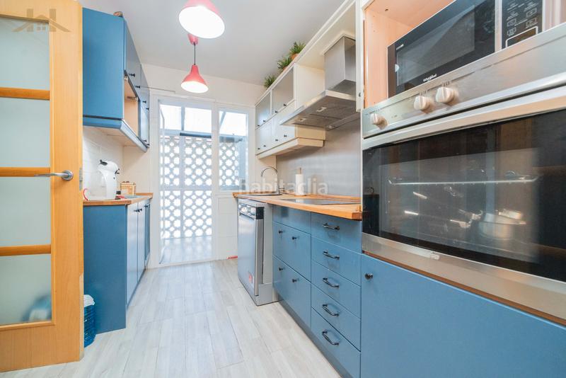 Foto 2bbc5619-373c-40d7-858a-d453eaec1373. Semi detached house with fireplace heating parking pool in Valdemorillo