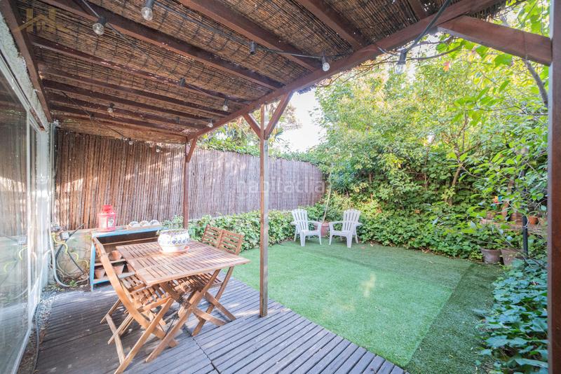 Foto 3fbada79-c387-49b8-9e9f-29a2565ccdf0. Semi detached house with fireplace heating parking pool in Valdemorillo