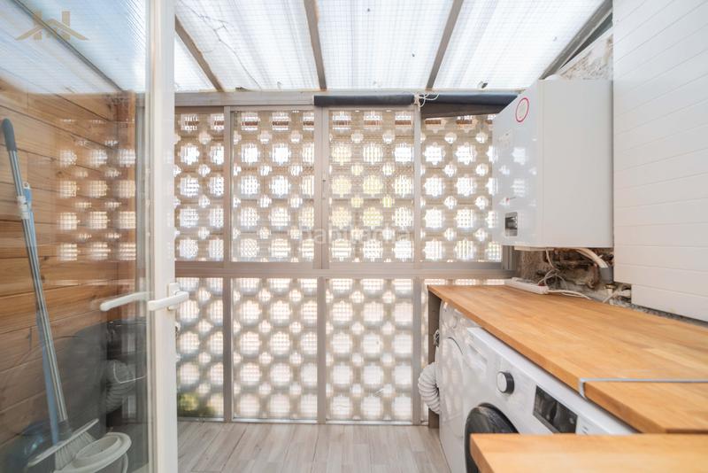 Foto 594ec8bd-30cc-4ea1-b341-4cf7163314cf. Semi detached house with fireplace heating parking pool in Valdemorillo