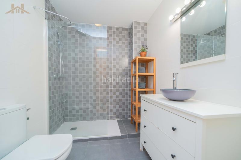 Foto 98494ecf-eb70-41e1-bd93-5a1a105a58e5. Semi detached house with fireplace heating parking pool in Valdemorillo