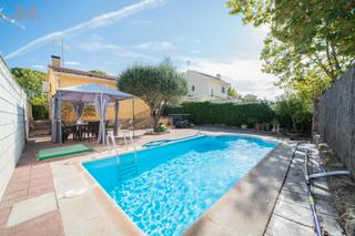 Chalet in Calle el Fresno 10