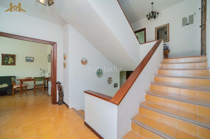 Foto be49fb3e-ad0a-4fef-acd4-86ae474eafbc. Xalet amb xemeneia calefacció aparcament piscina a Valdemorillo