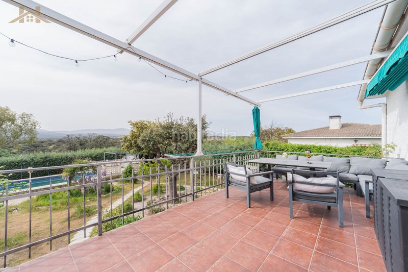 Foto a9b7eed6-a0ee-4b6e-be1b-57ace0fd0b64. Xalet amb xemeneia calefacció piscina a Cerro Alarcón Valdemorillo