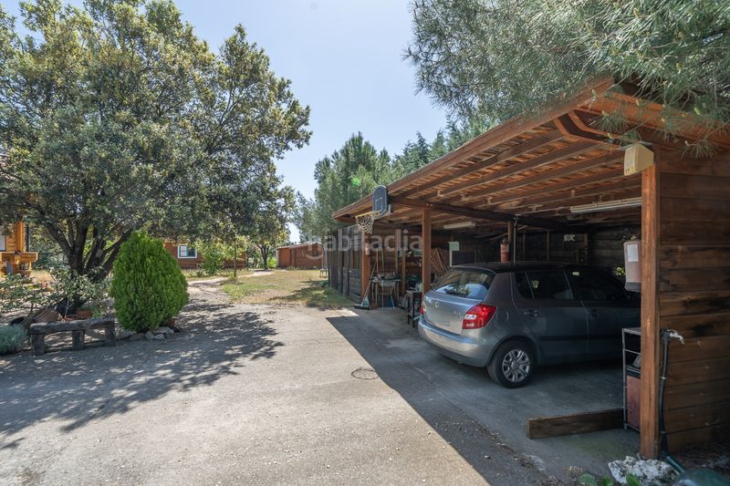 Foto 4dee6fb0-5b4e-435c-86a7-98ef23b21e86. Xalet amb xemeneia piscina a Mojadillas-Parque de las Infantas-El Paraiso Valdemorillo