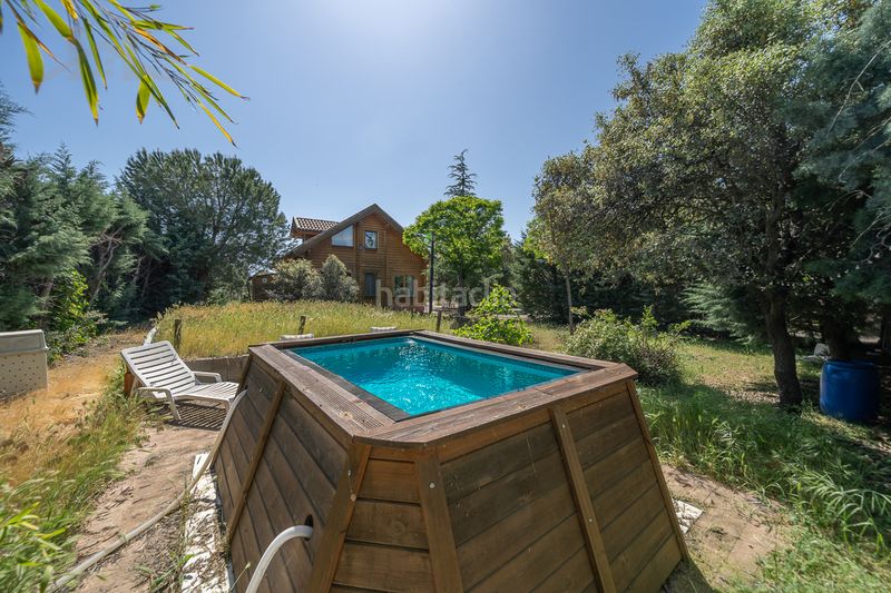 Foto f3de4889-7ef3-4b4c-a68a-e89df2059a5c. Xalet amb xemeneia piscina a Mojadillas-Parque de las Infantas-El Paraiso Valdemorillo