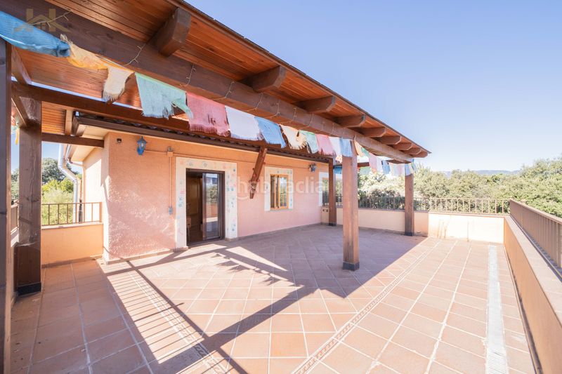 Foto d66fe9a5-a396-4d04-87cf-033325875c96. Xalet amb xemeneia calefacció piscina a Mojadillas-Parque de las Infantas-El Paraiso Valdemorillo