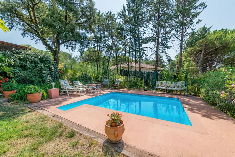 Foto 6fa0fb44-27a4-48c6-9765-63a34504ab23. Chalet con camino riscaldamento piscina in Pino Alto-Navarredonda Valdemorillo