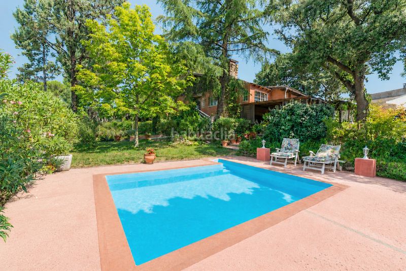 Foto a85cb99b-2fac-43da-bbc2-3473733274c4. Chalet con camino riscaldamento piscina in Pino Alto-Navarredonda Valdemorillo
