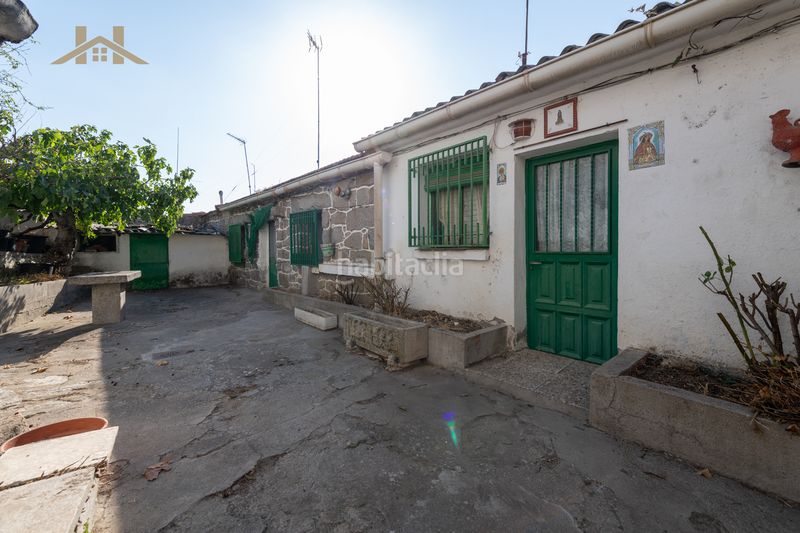Foto cd3c49d4-91f8-4e84-b262-935408982c05. Casa a calle tejedores 25 a Valdemorillo pueblo Valdemorillo