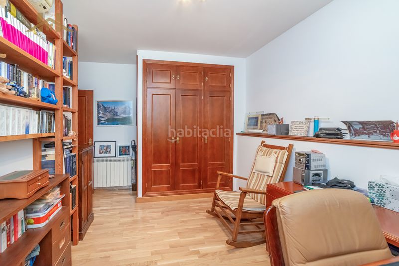 Foto fbe0d0fc-c400-433c-9da6-86a6dbf95f3b. Xalet a calle infanta beatriz 137 a Mojadillas-Parque de las Infantas-El Paraiso Valdemorillo