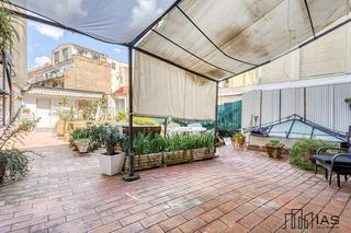 Piso  Carrer josep anselm clave. Exclusiva primera planta en el barrio gtico con 175 metros cuad