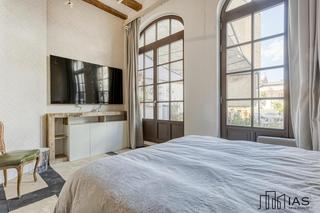 Etagenwohnung  Carrer josep anselm clave. Exclusiva primera planta en el barrio gótico con 175 metros cuad